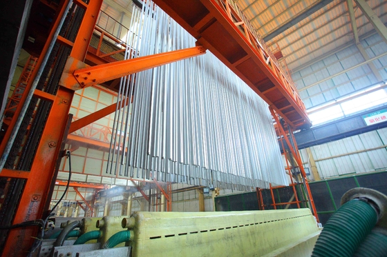 Customizable Anodizing Production Line For Aluminum Surface Treatment Solutions