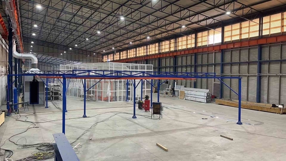 CE Certification Vertical Powder Coating Line Of Aluminium Alloy Profile  Customized Voltage