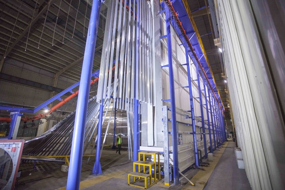 Full-automatic Spraing Gun Adjustable Chain Speed Vertical Powder Coating Line With Standard Surface Area 400m2/T