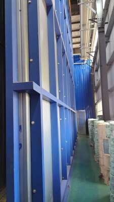 Auto Conveyor System Aluminum Profiles Vertical Powder Coating Line
