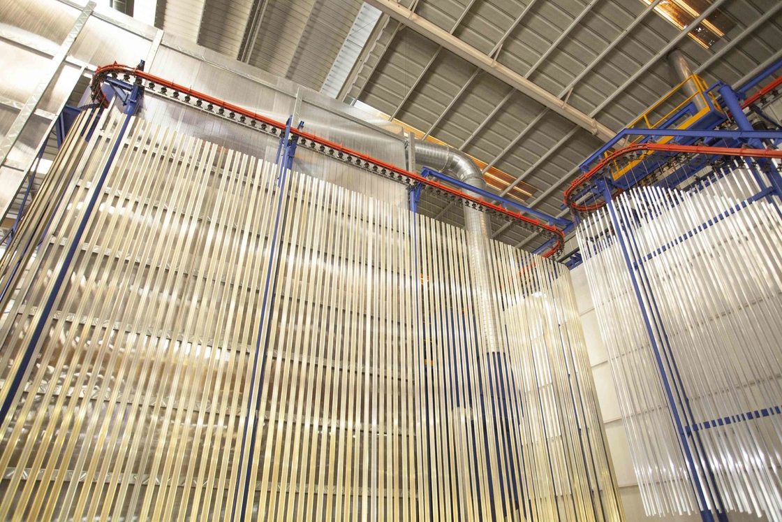 220V Vertical Powder Coating Line With Automatic Gun System Customized