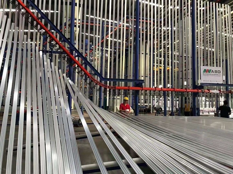 CE Certification Customized Voltage Vertical Electricstatic Spraying Powder Coating line of Aluminium Profiles