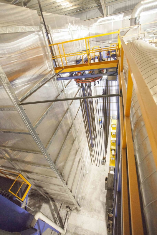 On Line Pre-treatment Full-automatic Vertical Powder Coating Line Of Aluminium Alloy Profile With 400m2/T