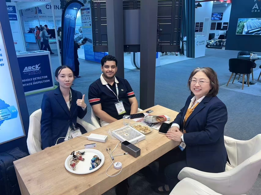 Full-Automatic Delivery System Vertical Anodizing Production Line for Aluminum Profiles