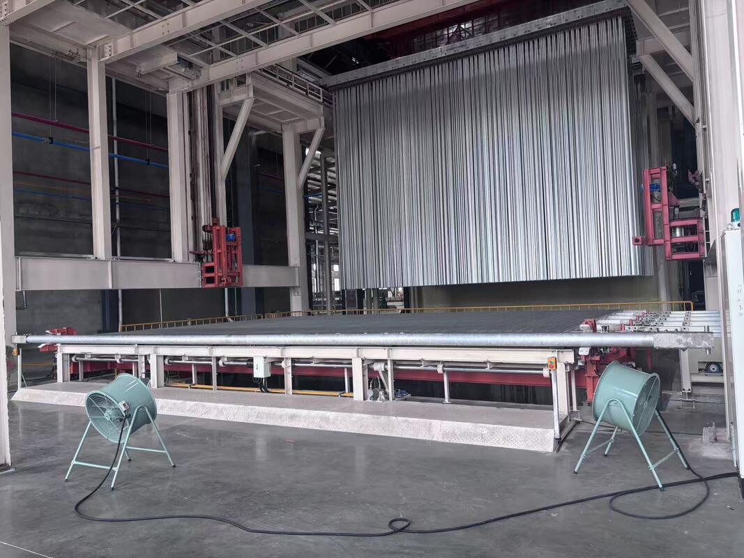 Multiple Processing Tank System Vertical Anodizing Production Line for Aluminum Profiles