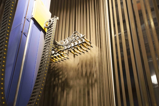 LPG Vertical Powder Coating Line Surface Treatment Equipment For Aluminium Alloy Profile